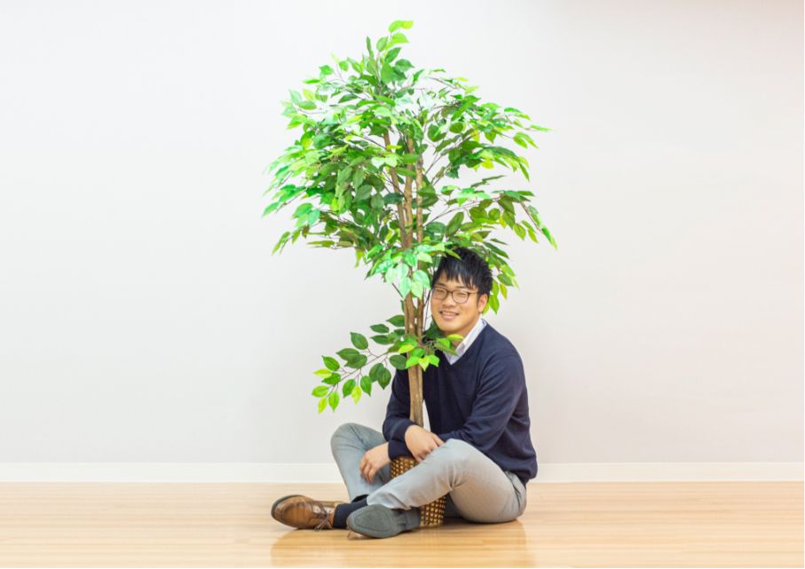 プロフィール